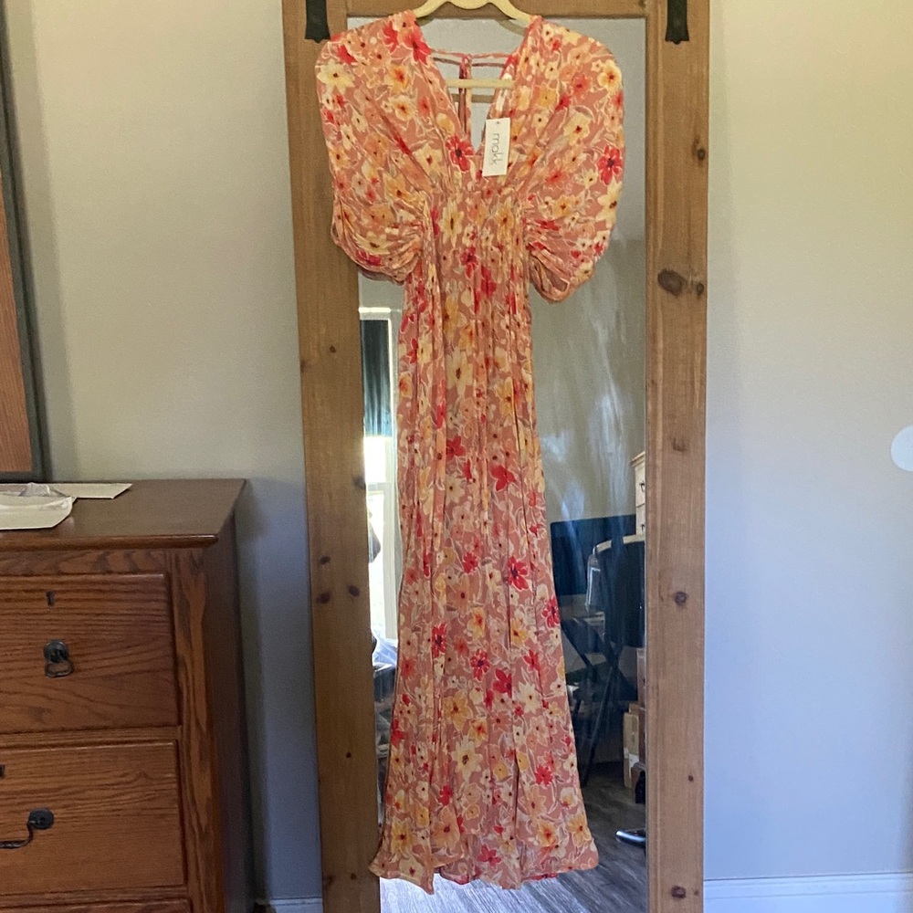 Chic Floral Maxi Dress in Red and Pink